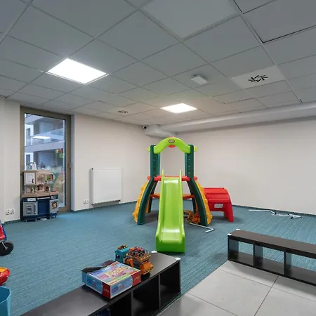 Center With Free Garage By Renters * Poznań