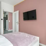 Center With Free Garage By Renters Poznań