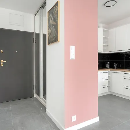 דירה Center With Free Garage By Renters