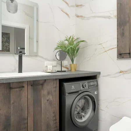 Center With Free Garage By Renters דירה פוזנן