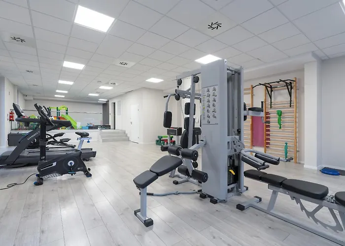 Apartment Center With Free Garage By Renters Poznan